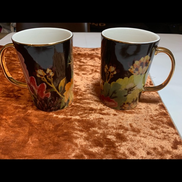 Henriette Mugs set of 4 - Picture 3 of 7